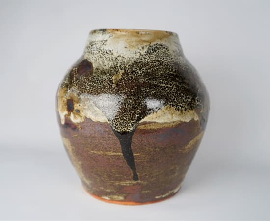 Murata Gen 村田 元, Jar, Black Iron on Rice Husk Glaze 糠白釉鉄砂黒文壺