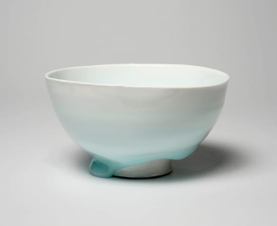 Kato Tsubusa 加藤委, Seihakuji Teabowl 青白磁 茶碗