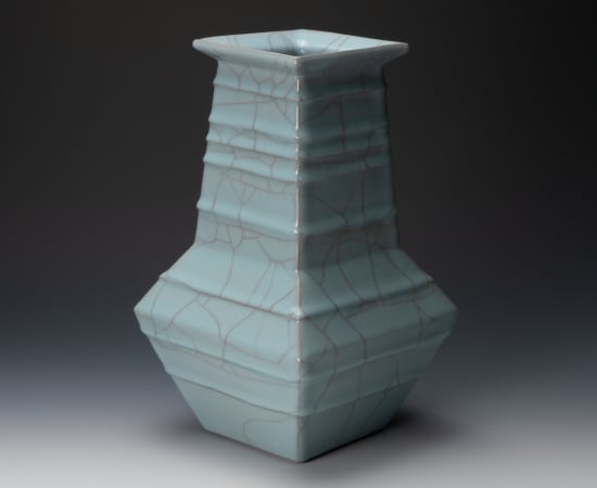 SUZUKI Sansei 鈴木三成, Four-sided faceted flower vase with celadon glaze