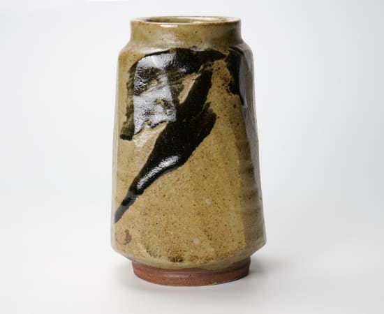 Murata Gen 村田 元, Jar, Iron and rice husk glaze