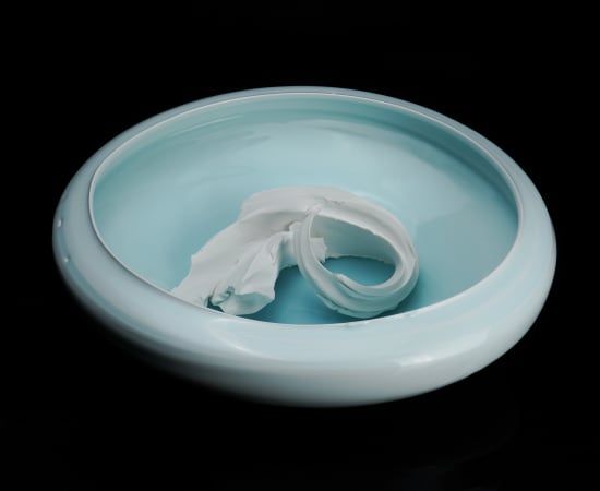 Kato Tsubusa 加藤委, Porcelain moribana vase/sculpture "Kyogoku-moon" No.10