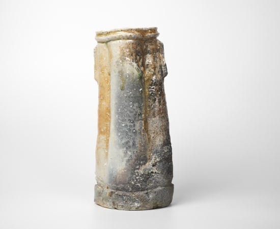 Sugimoto Sadamitsu 杉本貞光, Shigaraki Flower Vase 信楽花入