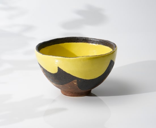 Yanagihara Mutsuo 柳原睦夫, Yellow Oribe Teabowl 黄織部茶碗, 1989