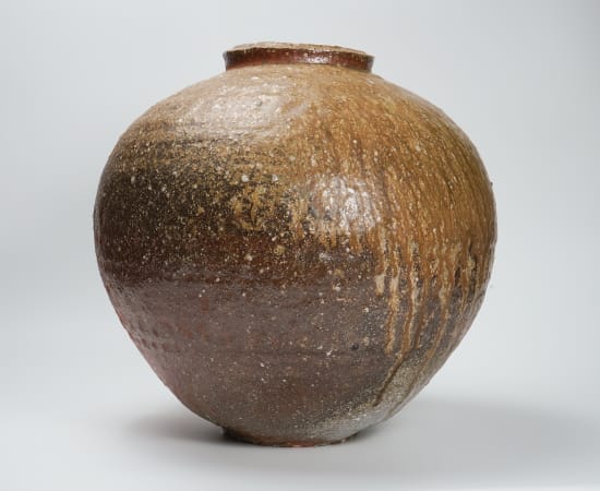 Kohara Yasuhiro 小原康裕, Large Shigaraki Jar, 2025