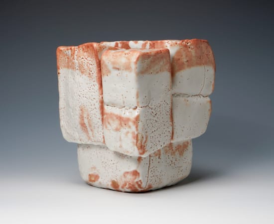 Suzuki Osamu 鈴木蔵, Shino Sculptural Flower Vessel 志野花器