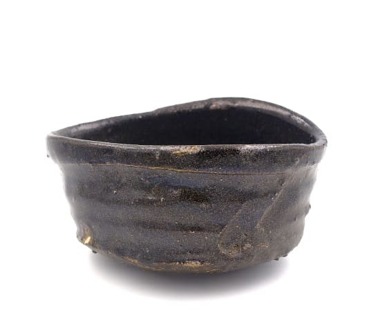 Kai Tsujimura, Hiki-dashi Black Tea Bowl - 引出黒茶碗（くつわ）