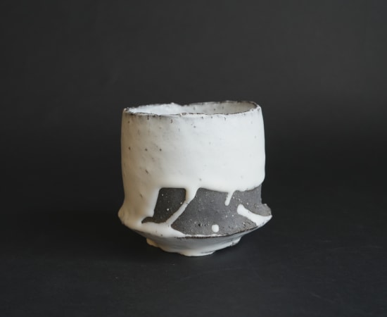 Hiromi Itabashi, Black Clay White Glaze Tubular Tea Bowl 黒土白釉筒茶碗, 1991