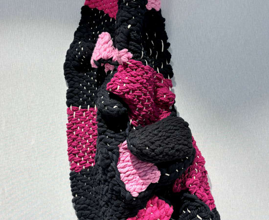 Mariadela Araujo, Black pink tapestry