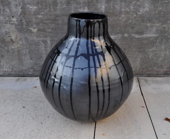 Gerbi Tsesarskaia, Black Moon Jar, 2020