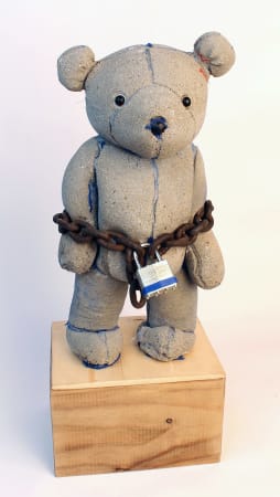 Ross Bonfanti, Standing Teddy chained with a padlock