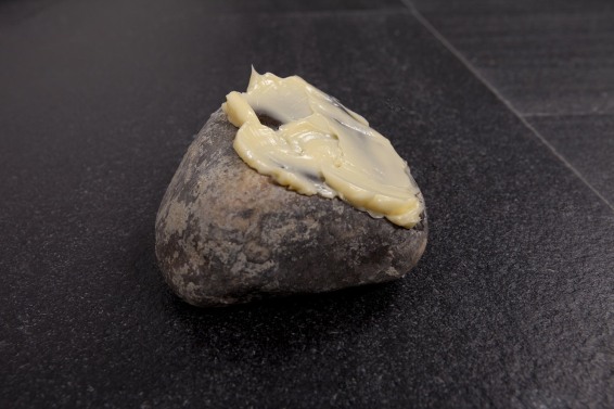 Piedra con Mantequilla (Stone With Butter), 2011