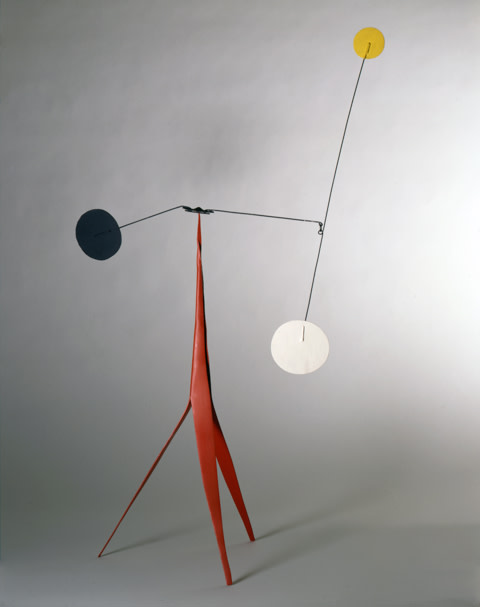 <span class="artist"><strong>Alexander Calder</strong></span>, <span class="title"><em>Frère (maquette)</em>, circa 1973</span>