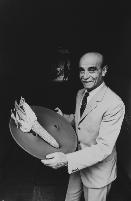 <span class="artist"><strong>Ugo Mulas</strong></span>, <span class="title"><em>Lucio Fontana</em>, 1965-2019</span>