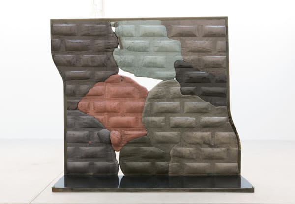 Neïl Beloufa, The dancing one, série Secured wall, 2014