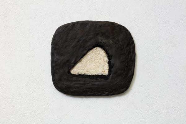 Paloma Bosquê, Plate / Placa, 2020