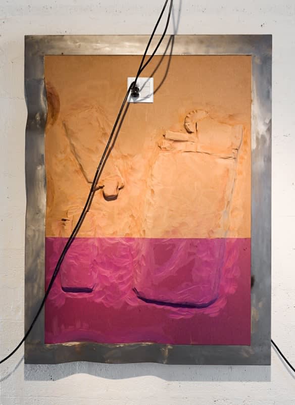 Neïl Beloufa, Three big lighters, série Vintage, 2014