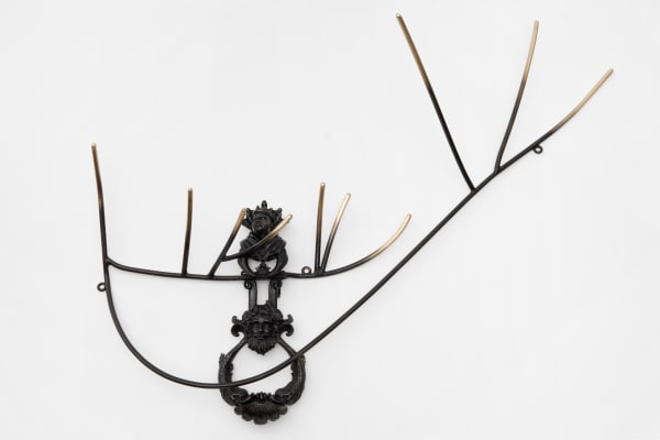 Julien Creuzet, Attila cataracte, ta source aux pieds, des pitons verts, finira dans la grande mer, gouffre bleu, nous nous noyâmes, dans les larmes marées, de la lune, Door Knocker & Moretto, Neptune, Triton and B I G, 2024