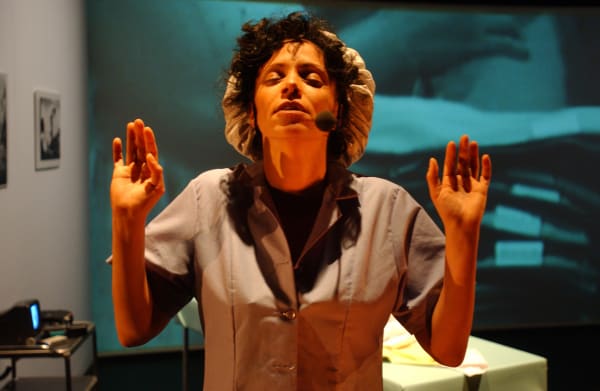 Coco Fusco, The Incredible Disappearing Woman, 2003