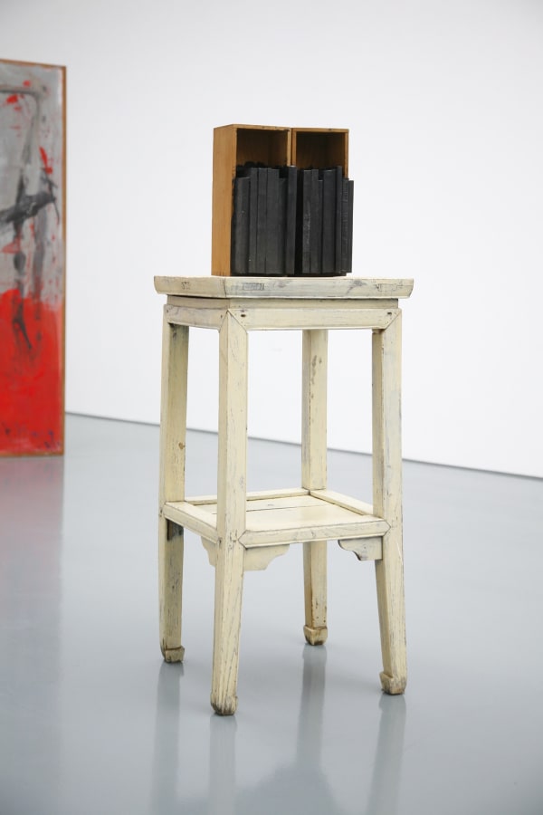 Huang Rui, Political Works About Mao Zedong Packaged in Ink, 1990