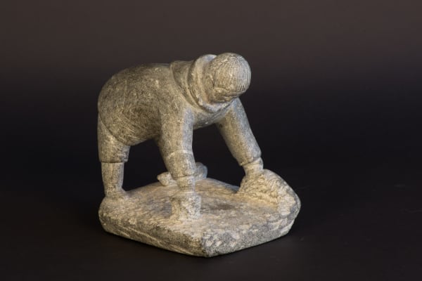 Sarah Anirniq Kalingo - Fox Hunter / chasseur de renard, ca. 1960