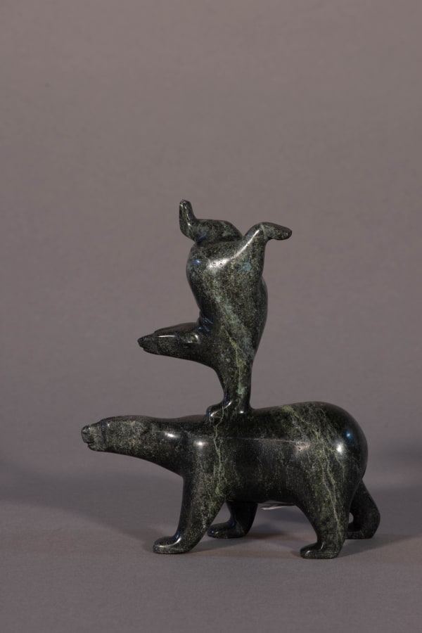 Tim Pee, Playful Bears / ours polaires, 2024