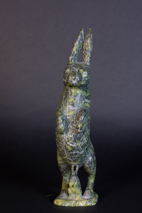 Osuitok Ipeelee, Arctic Hare & Leveret / Lièvre arctique et levraut, ca. 1990