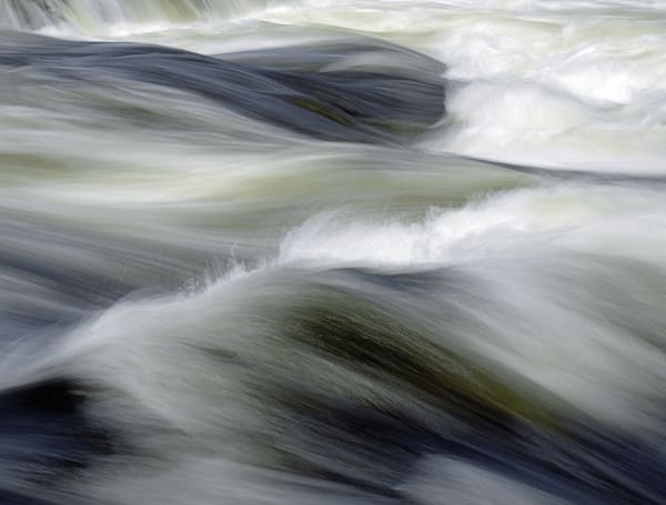 Arnold Zageris, Lawren Harris' Wave 1/5, 2023