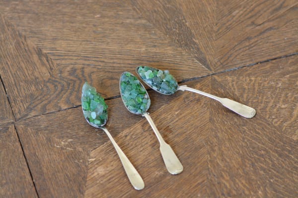 Marina Blanca , Silberbesteck mit Glasscherben aus Porto Sóller, 2015