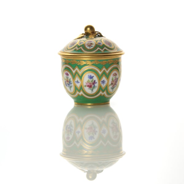 Sèvres Porcelain, A Soft-Paste Sèvres Porcelain Sugar Bowl from a Tea Service, 1780
