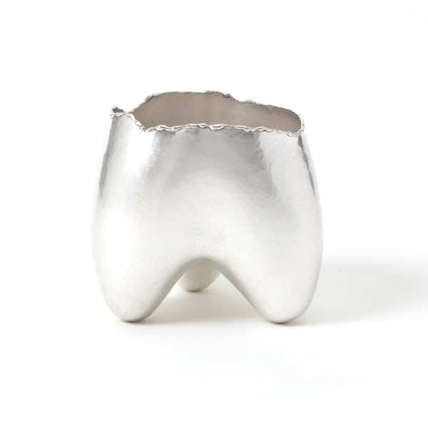 Koichi Io, Three Legged Vase, 2021