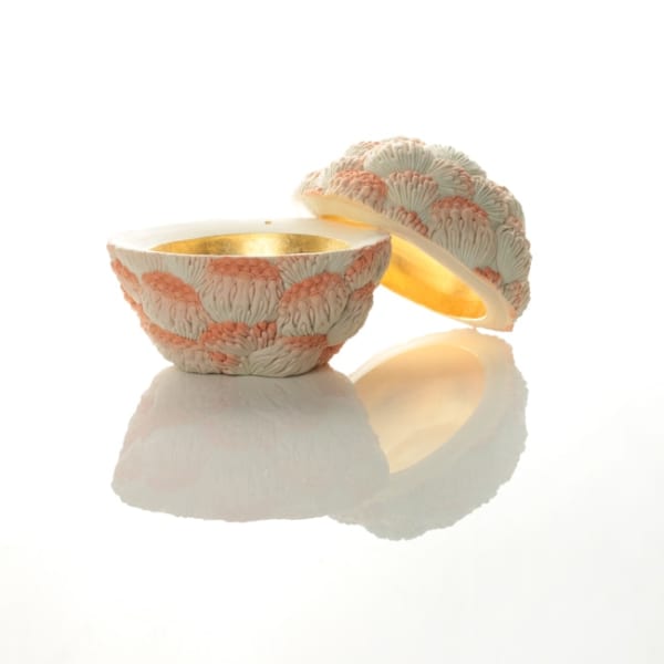 Hitomi Hosono, A Small Orange Coral Box, 2014