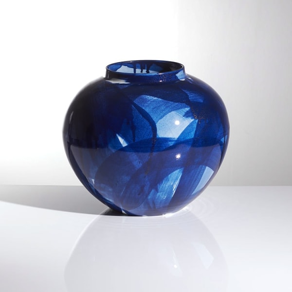 Felicity Aylieff, Blue and White Vase, 2022