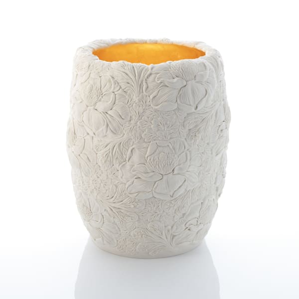 Hitomi Hosono, A Large Magnolia and Sakura Petal Vase, 2025