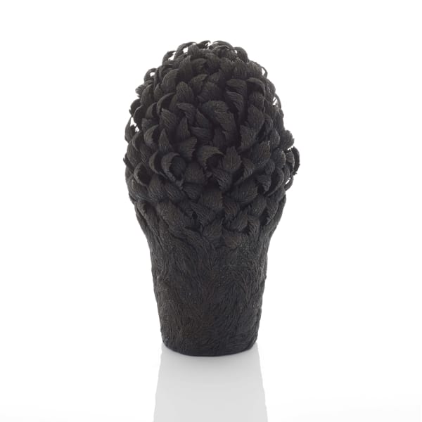 Hitomi Hosono, A Large Black Dewdrop Tower, 2015