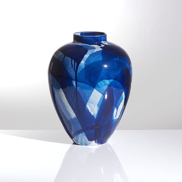 Felicity Aylieff, Blue and White Vase, 2022