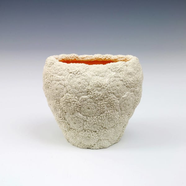 Hitomi Hosono, Oval Camellia and Chrysanthemum Bowl, 2015