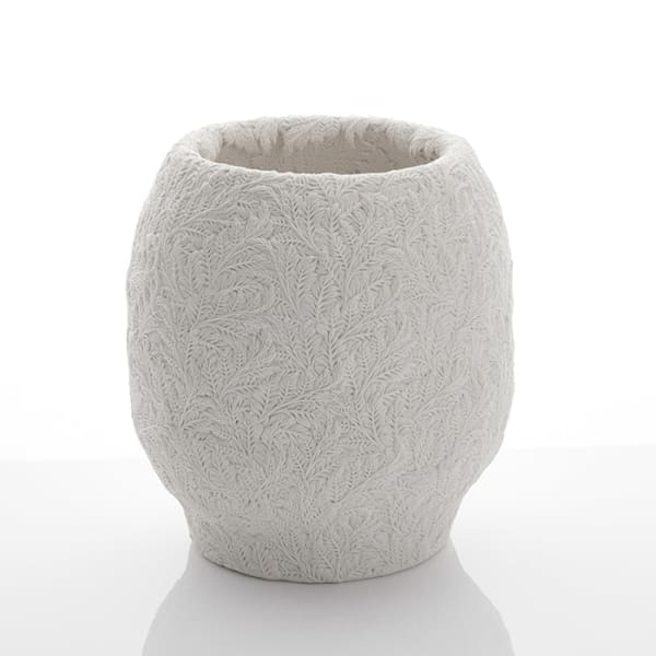 Hitomi Hosono, A Very Large Feather Leaves Bowl, 2021