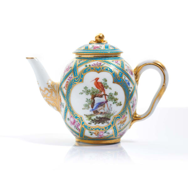 Sèvres Porcelain, A Sèvres Teapot, circa 1758-60