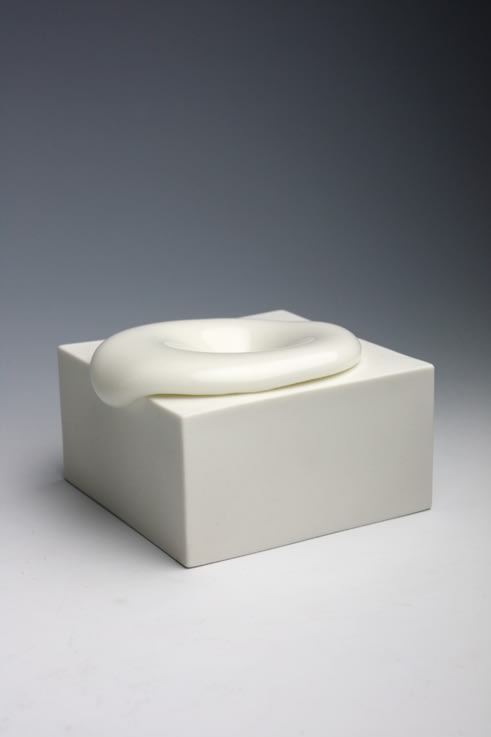 Koji Shiraya, Porcelain Box, 2010