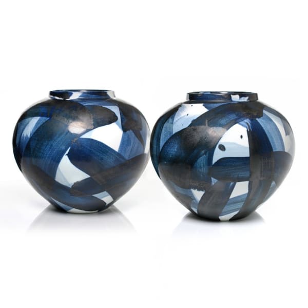 Felicity Aylieff, A Commission for A Pair of Blue & White Vases, 2018