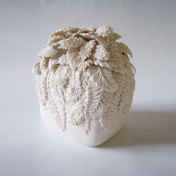 Hitomi Hosono, Square Wisteria Box, 2011