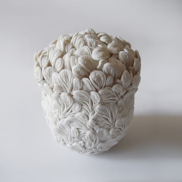 Hitomi Hosono, Small Snow Cherry Blossom Box, 2011