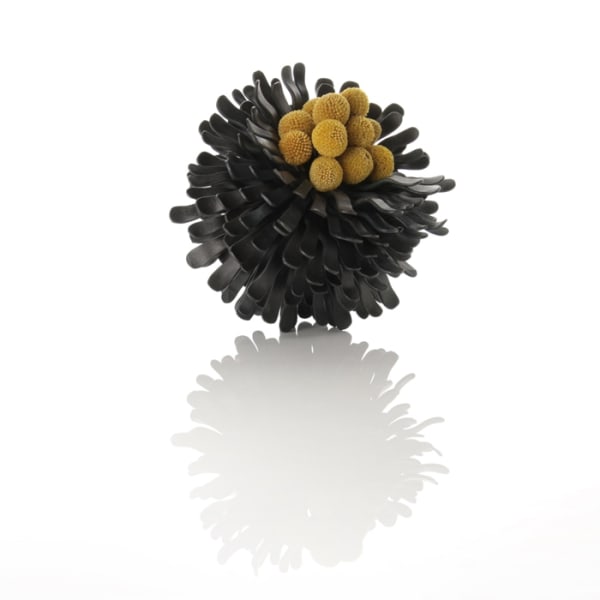 Junko Mori, Organism Pinecone, 2018