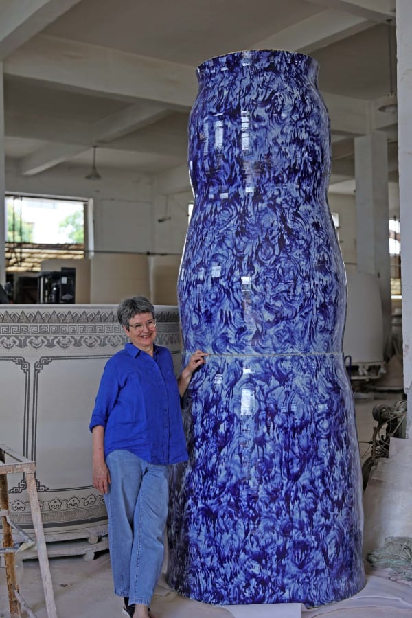 Felicity Aylieff, Blue: Earth, Fire, Water, Undulating Form II, 2023