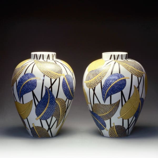 Felicity Aylieff, A Pair of Fencai Leaves Vases, 2018
