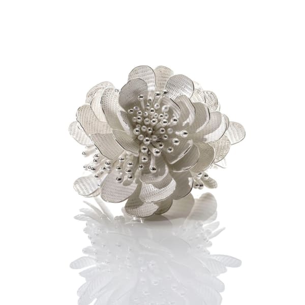 Junko Mori, Silver Organism, Peony Dew, 2025