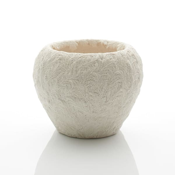 Hitomi Hosono, A Very Large Feather Leaves Bowl, 2018