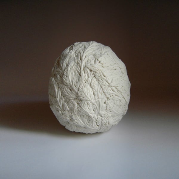 Hitomi Hosono, Round Leaves Box, 2010