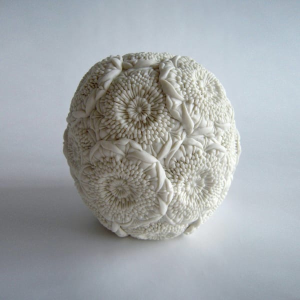 Hitomi Hosono, Camellia Box, 2011