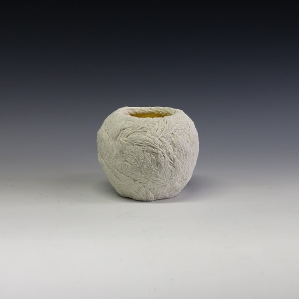 Hitomi Hosono, A Small Dew Drop Bowl, 2015